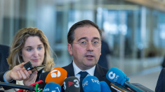 Albares inicia su viaje a Líbano y Siria un mes después de la caída de Bachar al Asad