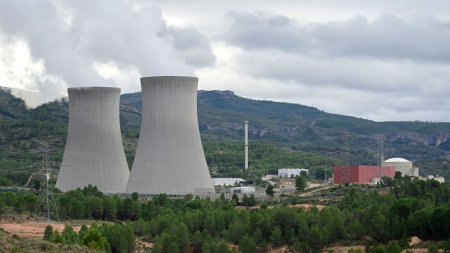 El Congreso insta al Gobierno a alargar la vida útil de las centrales nucleares