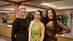 «Perfección absoluta»: La fundadora de una academia de danza aplaude a los bailarines de Shen Yun