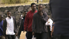 Un centenar de inmigrantes irregulares son enviados a un hotel de lujo en Ojén