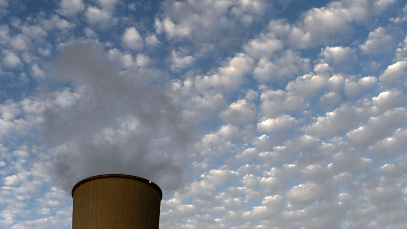 La central nuclear de Trillo, a 145 km de Madrid, en una imagen del 31 de agosto de 2022. Propiedad de Iberdrola, la multinacional eléctrica española, la central nuclear de Trillo consta de un reactor de agua a presión de 1066 MWe. (Oscar del Pozo/AFP vía Getty Images)