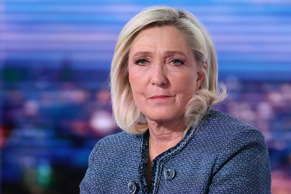 La presidenta del Rassemblement National (RN), Marine Le Pen, el 31 de marzo de 2025. (Crédito de la foto: THOMAS SAMSON/POOL/AFP a través de Getty Images)

