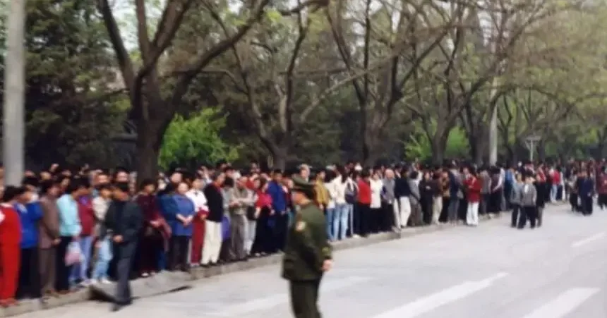 Por qué el ’25 de abril de 1999′ es importante para occidente