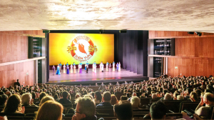 Personalidades españolas elogian Shen Yun tras asistir al espectáculo en Madrid