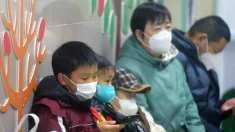 Residentes chinos denuncian que los barrios están vacíos y los crematorios abarrotados