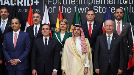 Albares lidera el apoyo a Palestina en una cumbre internacional en Madrid