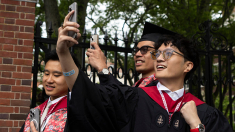 La revolución educativa de Trump: más formación profesional en lugar de la élite de Harvard