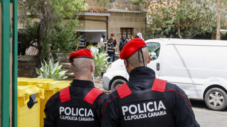 Cierran centro de MENAS en Canarias en plena disputa por la responsabilidad de la primera acogida
