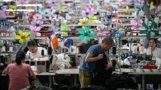 EE. UU. suprime exención «de minimis» que beneficiaba a plataformas chinas en línea y tráfico de drogas
