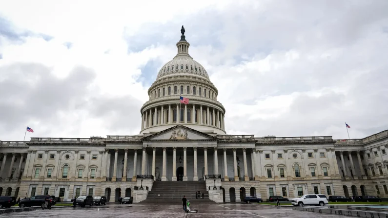 El Capitolio de los Estados Unidos el 5 de mayo de 2025. El 5 de mayo, la Cámara de Representantes aprobó por unanimidad la Ley de Protección de Falun Gong. (Madalina Vasiliu/The Epoch Times)

