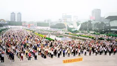 Cómo Falun Gong se expandió y transformó China en los años 90