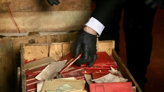 La Corte Suprema de Argentina halla 83 cajas llenas de documentos nazis