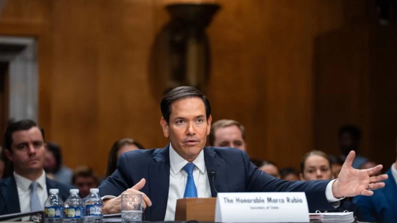 
El secretario de Estado Marco Rubio testifica ante el Comité de Relaciones Exteriores del Senado en el Capitolio, en Washington, el 20 de mayo de 2025. Madalina Vasiliu/The Epoch Times


