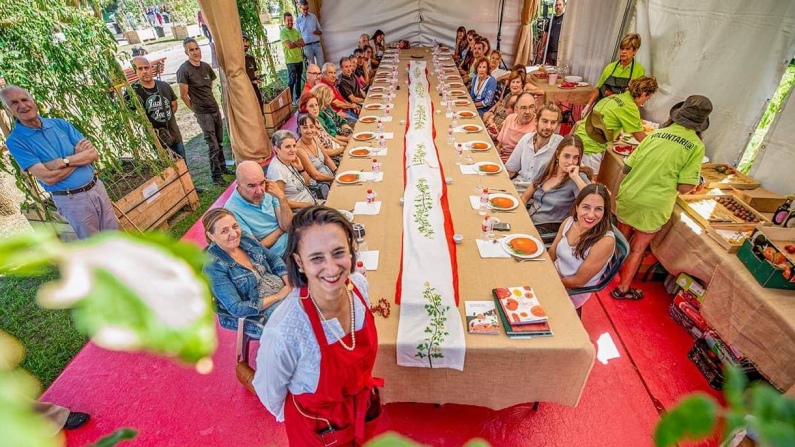 Quinta edición del Festival Internacional del Tomate en Torrelavega, Cantabria. Crédito: Foto cortesía de Santiago Palazuelo