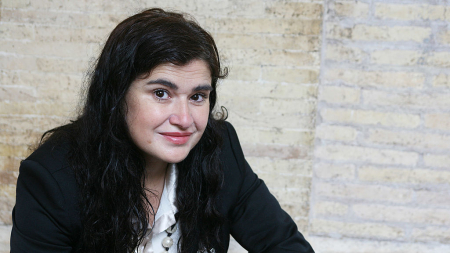 Entrevista a Lucía Etxebarría: «El feminismo clásico ha sido silenciado; hoy todo se reduce al miedo a ser señalado»