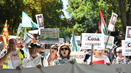 Más de 400 entidades de toda España reclaman en Madrid «salvar el mundo rural agredido»