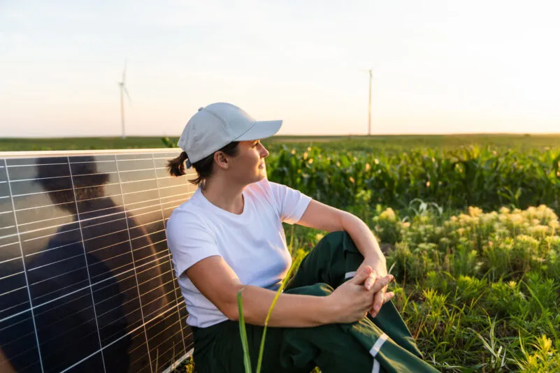Del bien común al saqueo: cómo la transición energética está privatizando la esfera social
