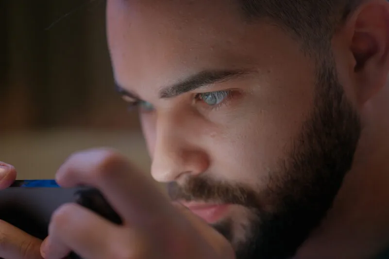 La tentación de la pantalla: cómo el consumo de pornografía afecta al cerebro