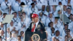 Trump: otro barco con drogas ha sido alcanzado por ataques aéreos estadounidenses frente a la costa venezolana