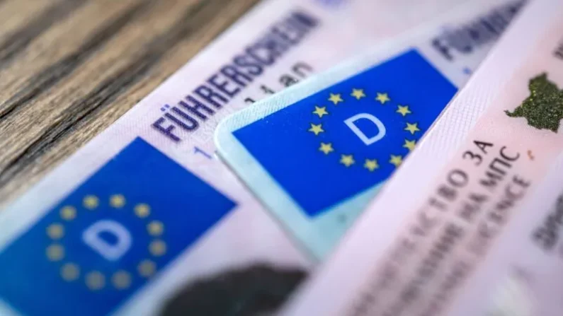 Otro elemento de la reforma a nivel de la UE es la expansión de la conducción con acompañamiento a toda la Unión Europea. (Imagen simbólica)

Foto: Sina Schuldt/dpa