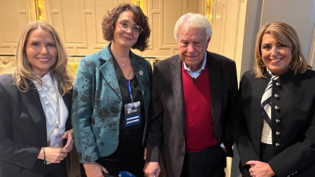 Felipe González y Susana Díaz defienden el agro en Desayunos del Campo: «Tenemos territorio para hacerlo todo»
