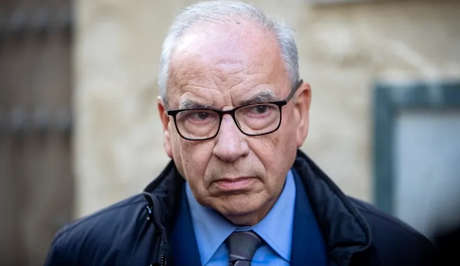 Alfonso Guerra llama a recuperar la cultura del pacto y advierte de la fragilidad de la democracia