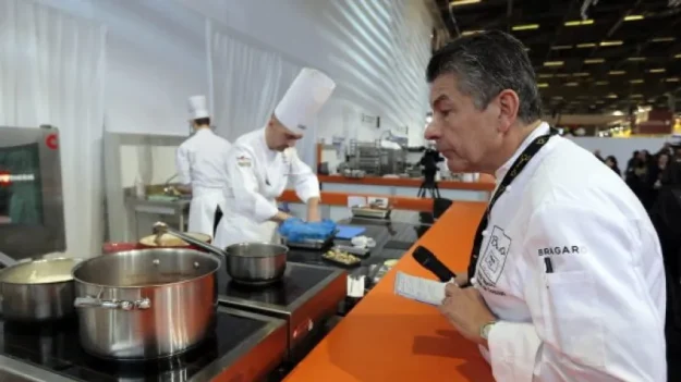 El chef con tres estrellas Michelin Jacques Marcon se suma a los agricultores: «Estamos destruyendo la gastronomía francesa»