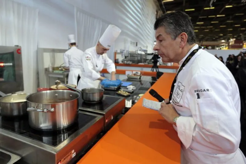 El chef con tres estrellas Michelin Jacques Marcon se suma a los agricultores: «Estamos destruyendo la gastronomía francesa»