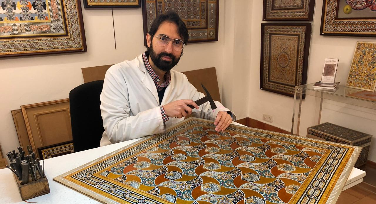 Lujo sobre cuero en Córdoba: el legado artístico omeya que cautiva los gustos más refinados